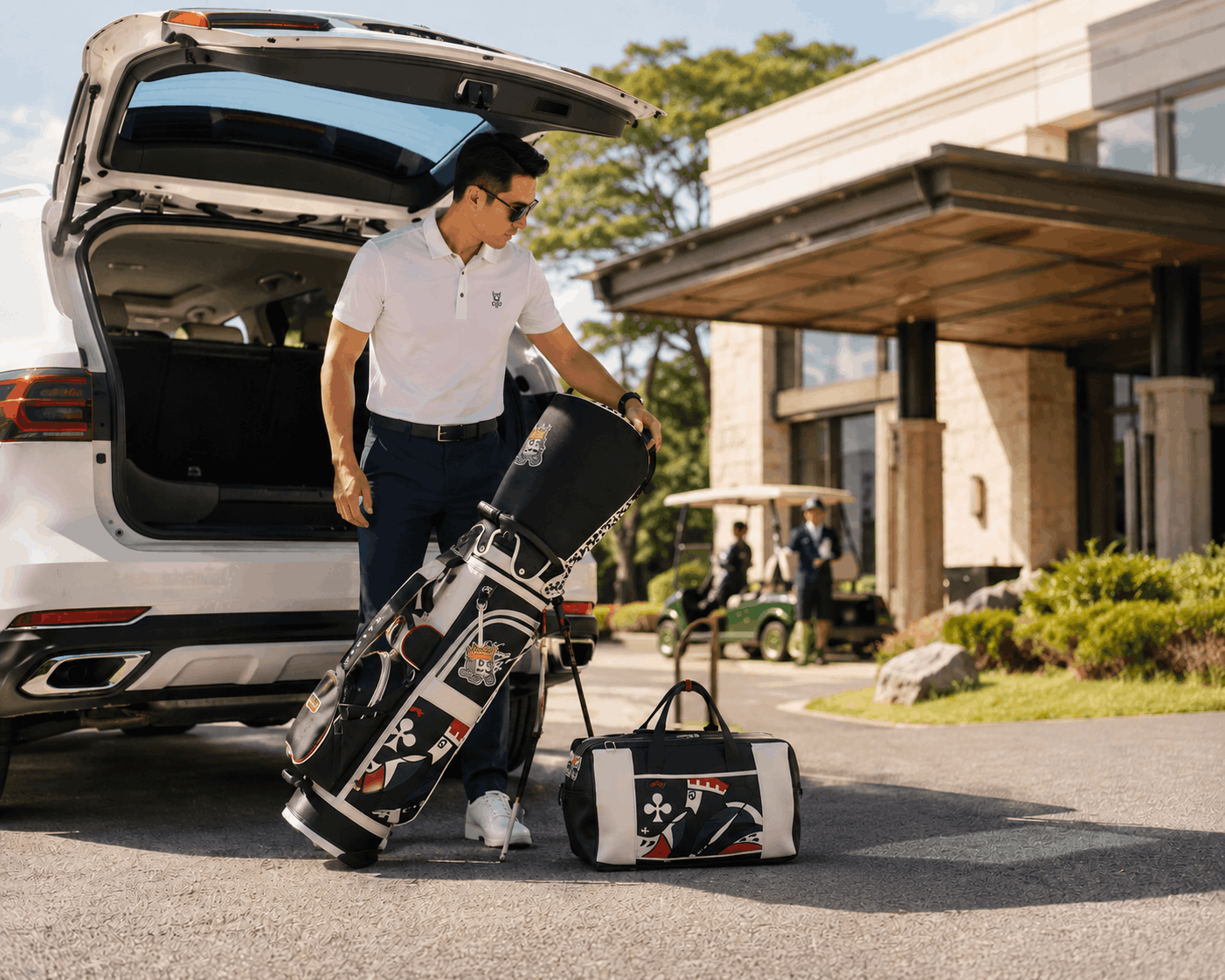 Bộ Túi Golf King Card | Malbon Ảnh sản phẩm số golfer sử dụng combo bộ túi golf king card malbon