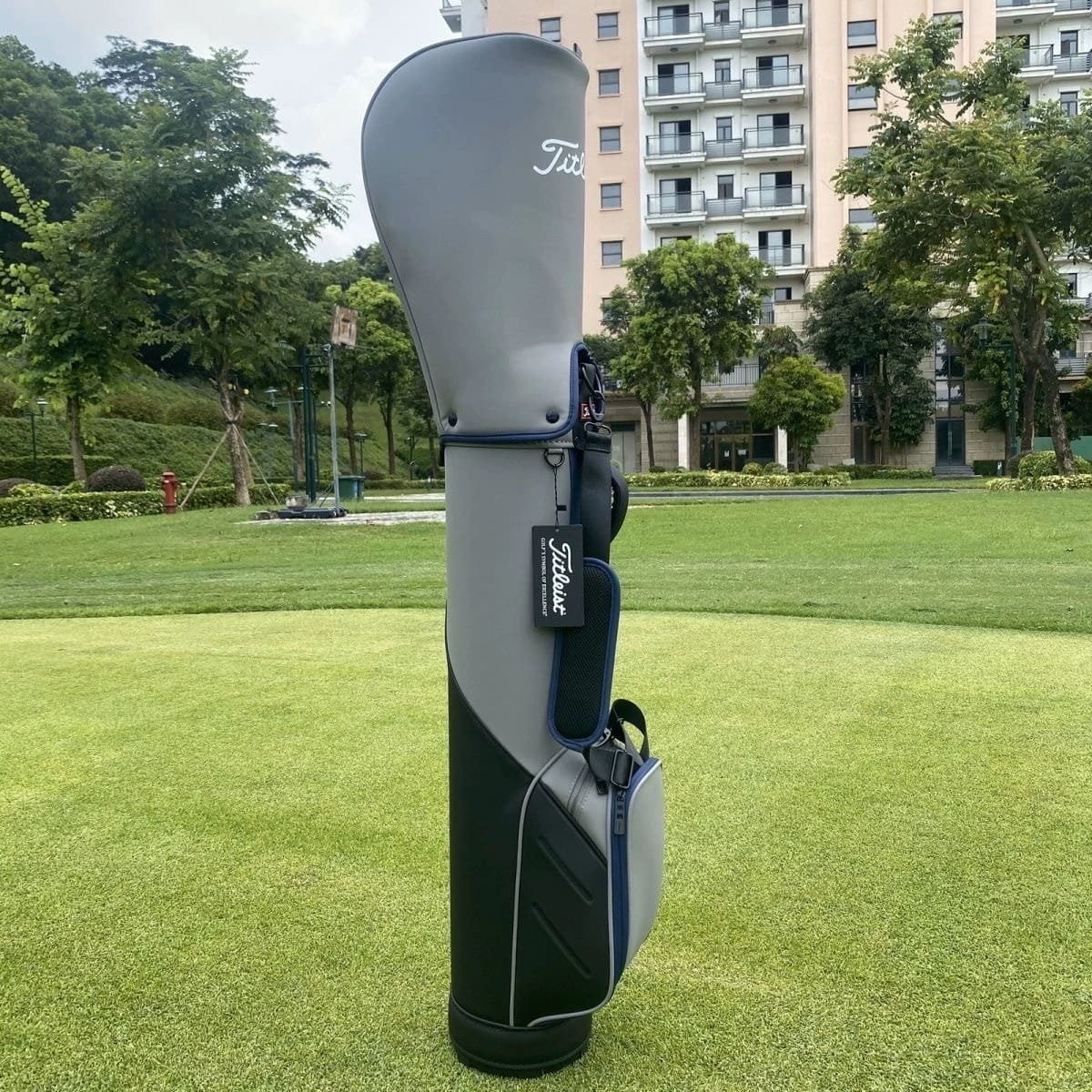 Túi Gậy Tập Golf Bản Nâng Cấp Sunday Bag | Titleist Ảnh sản phẩm số 2 túi tập golf bản nâng cấp sunday bag Titleist TDGG127